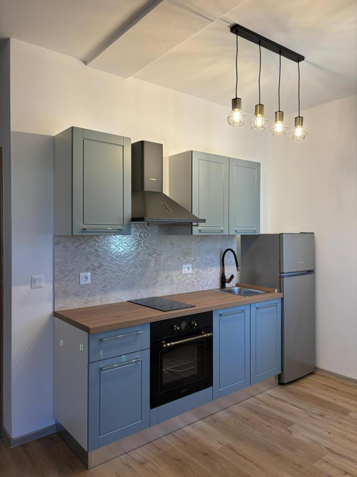 Apartment And Room Marlen Ровінсько-Село Екстер'єр фото