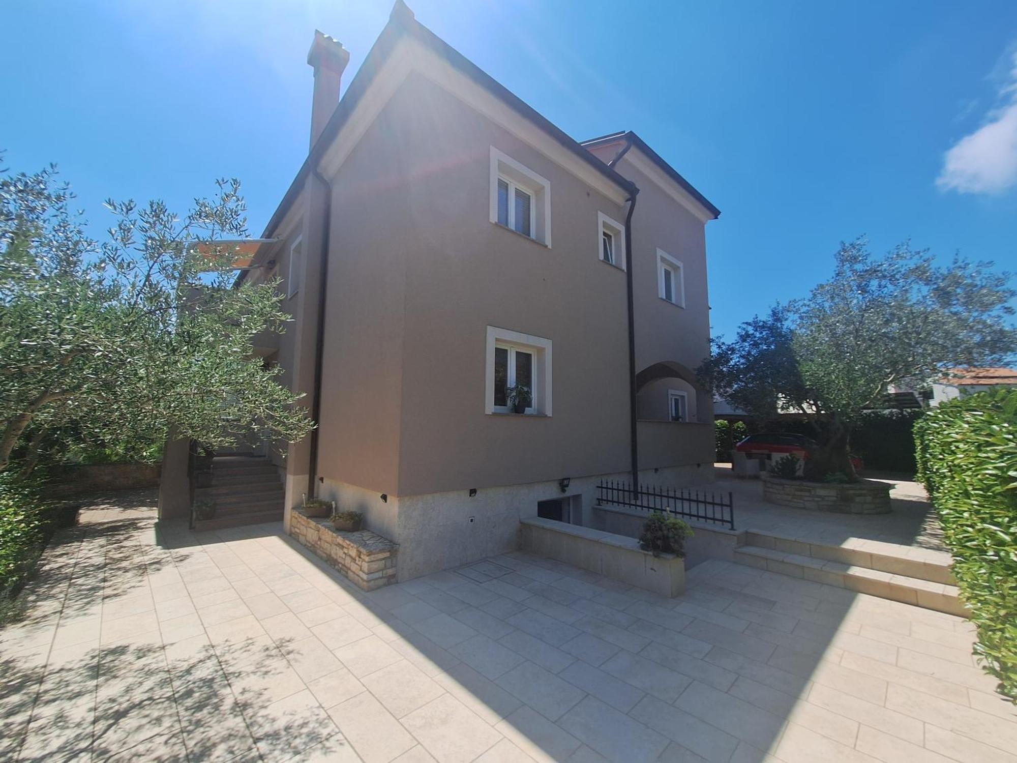 Apartment And Room Marlen Ровінсько-Село Екстер'єр фото
